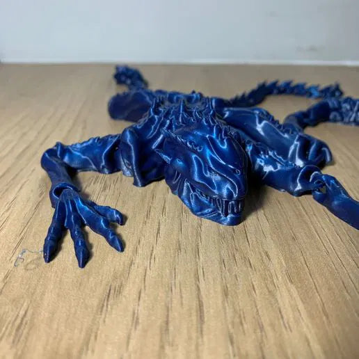 Articulated Alien Figurine – Poseable Desk Toy | Sci-Fi Collectible Model