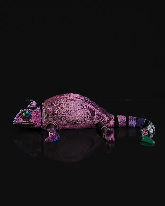Articulated Chameleon Figurine – Poseable Camouflage Lizard Toy | Collectible Reptile Model