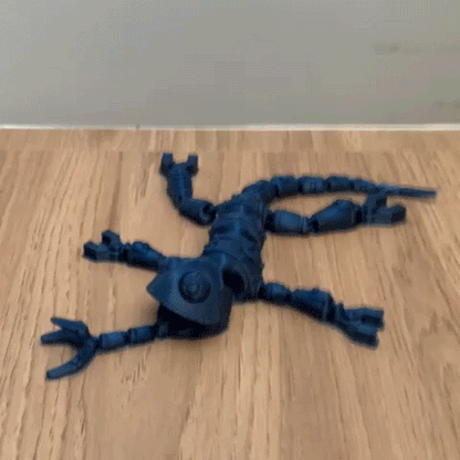 Articulated Mechanical Chameleon Figurine – Poseable Robot Lizard Toy | Collectible Model